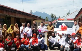 PT Jasa Raharja Bantu PMI Kota Payakumbuh Satu Unit Mobil Ambulans