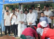 Kapolresta Padang Resmi Sembelih 30 Hewan Kurban, 500 Warga Terima Daging