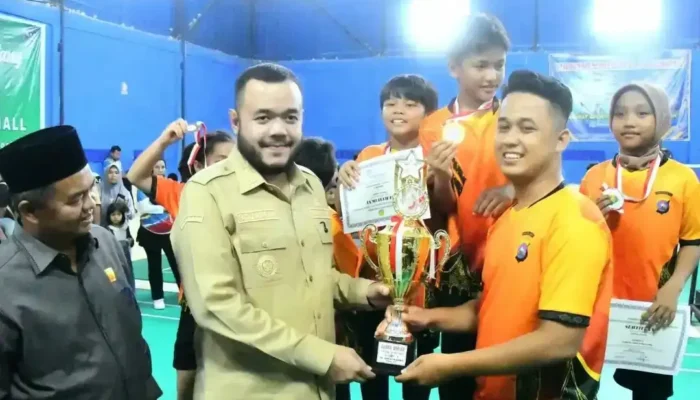 Wako Fadly Amran Komit Dorong Pembinaan Atlet Bulutangkis Usia Dini