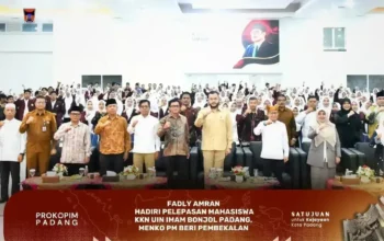 Dihadiri Menko PM dan Wali Kota Padang, UIN IB Lepas 2.530 Mahasiswa KKN “An-Nahl Berdampak” Tahun 2026