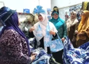 Isteri Wawako Padang Terkagum-kagum dengan Deta dan Tingkuluak Produk Permata Hati Grup