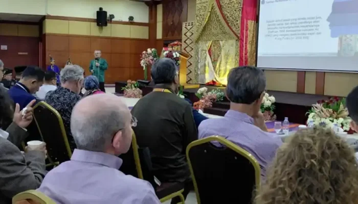 Mahyeldi : Bahasa Minang Berperan Penting Sebagai Alat Komunikasi dan Karakter Orang Minangkabau