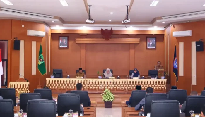 Wawako Elzadaswarman Hadiri Rapat Paripurna DPRD Penyampaian Pemandangan Umum Fraksi Tiga Ranperda