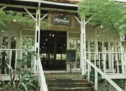 Orchid Forest Cikole ; Rumah Keindahan, Bak Kupu-kupu yang Lupa Terbang