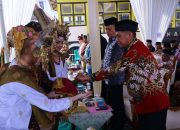 Ketua DPRD Payakumbuh Buka Acara Adat “Manjopuk Sumando” di Nagari Limbukan