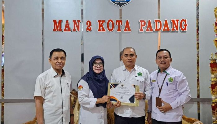 MAN 2 Padang Raih Penghargaan Publikasi Terbaik untuk Kelima Kalinya