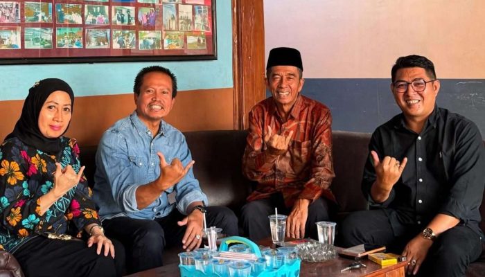 Rang Pasisia NTB Bersatu Lagi! Empi Muslion Serahkan AD/ART Baru PKPS Hasil Rakernas 2026