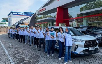 Auto2000 Padang Ajak Keluarga Pelanggan Rasakan Langsung New Veloz Hybrid EV