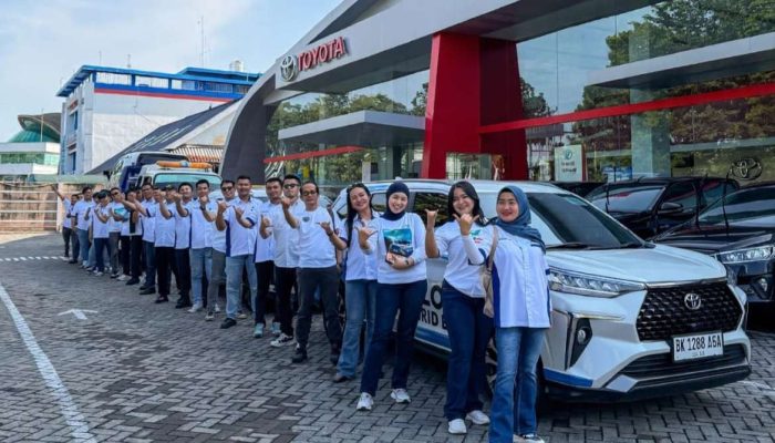 Auto2000 Padang Ajak Keluarga Pelanggan Rasakan Langsung New Veloz Hybrid EV