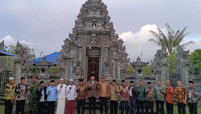 Di Pura Jagatnatha, Staf Khusus Menag Ajak Umat Hindu Jaga Kerukunan dan Lingkungan