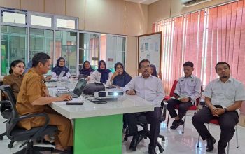 DLH Sumbar Dampingi MAN 2 Padang Siapkan Dokumen Lomba Adiwiyata Provinsi