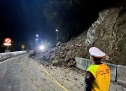Lembah Anai Kembali Longsor, Akses Padang Bukittinggi Terputus