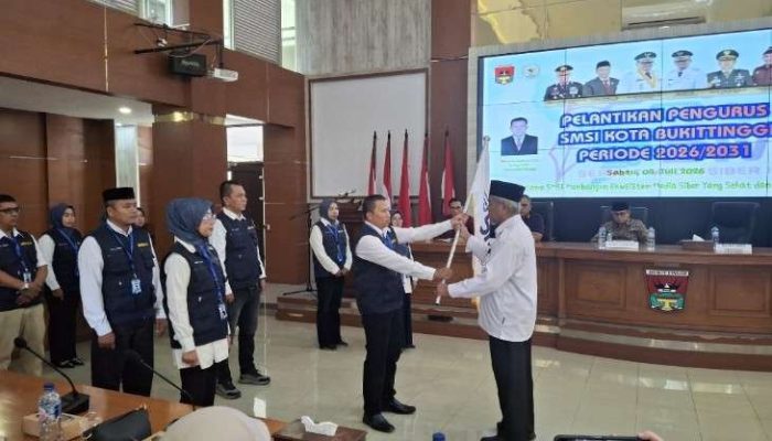 SMSI Kota Bukittinggi Dilantik, Roni Novendra-Linda Duet Jadi Ketua-Sekretaris