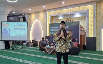 Staf Khusus Menag Ajak ASN Kemenag Padang Jaga Kerukunan Umat Beragama