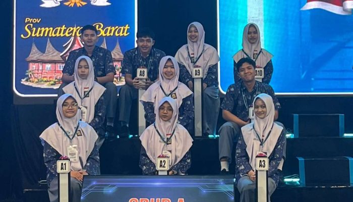 Juara I LCC Empat Pilar, SMAN 3 Painan Wakili Sumbar ke Tingkat Nasional