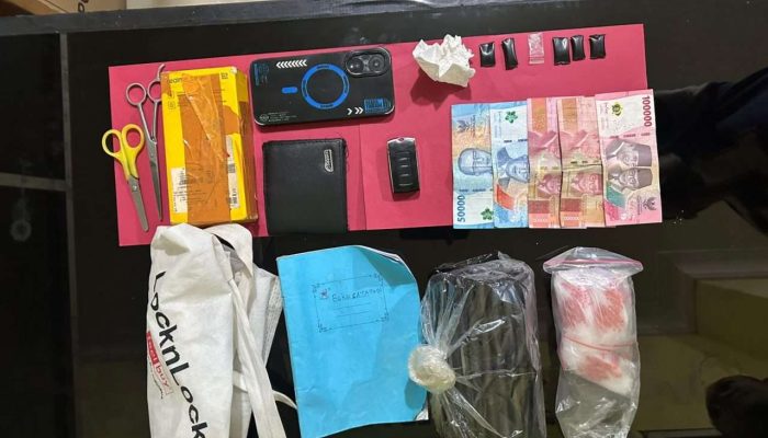 Tim Opsnal Sapu Jagat Polres Pessel Tangkap Pengedar Sabu di Kampung Kelok Koto Langang