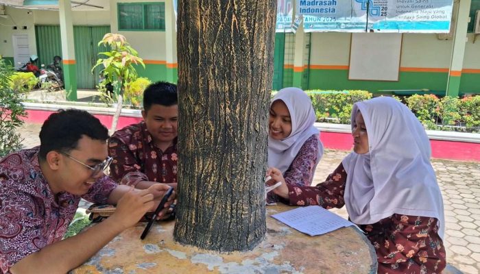 Karya Lomba Puisi dan Storytelling Siswa MAN 2 Padang Rampung Dikirim ke Panitia