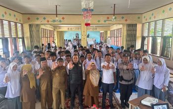 Jadi Pembina Upacara Bendera, Kasat Narkoba Hardi Yasmar Ajak Pelajar “Say No To Drugs”