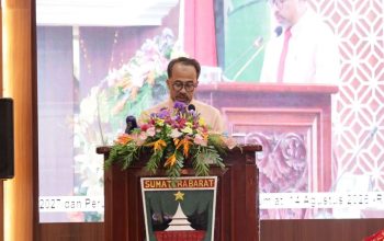 DPRD Sumbar Tuntaskan Tiga Agenda Paripurna dalam Sehari