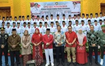 Bupati Yulianto Kukuhkan Tim Pasukan Pengibar Bendera Kabupaten Pasaman Barat