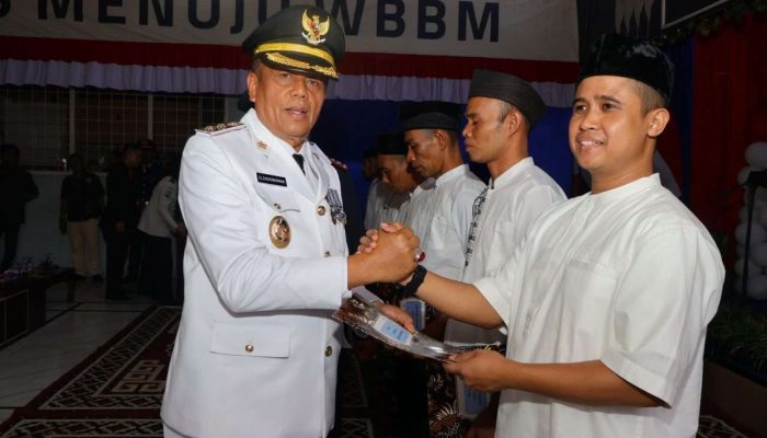 HUT RI Ke-81 di Lapas, Wakil Wali Kota Elzadaswarman Serahkan SK Remisi kepada 168 Warga Binaan