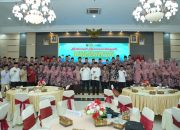 Gubernur Mahyeldi Lepas Kafilah MTQ KORPRI Sumbar, Target Pertahankan Juara Umum Nasional