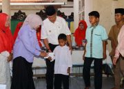 55 Anak Yatim Ikuti Jumat Berkah Berbagi di Kelurahan Koto Panjang Dalam