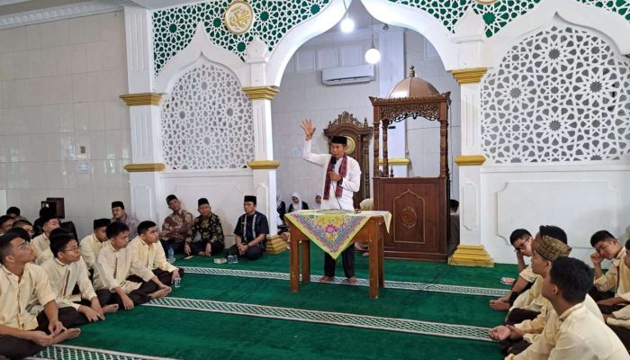 Ribuan Siswa MAN 2 Padang Ikuti Tabligh Akbar Maulid Nabi Muhammad SAW