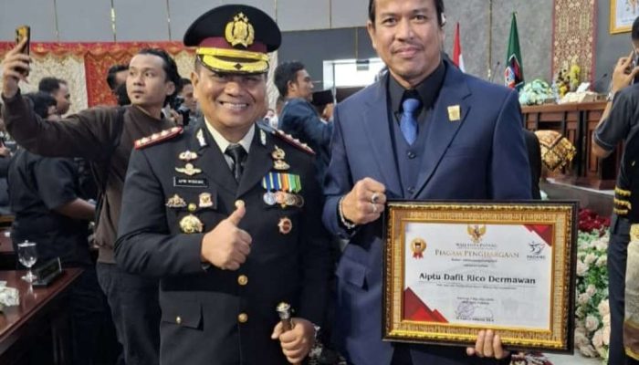 Raih PIN Emas Tokoh Masyarakat HJK ke-357, Aiptu David WW: Penghargaan Ini Amanah untuk Terus Mengabdi kepada Warga Padang