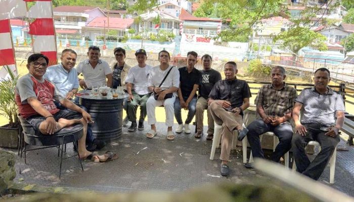 Dikawal Ketua Robby Oktora, 11 Wartawan Pessel Lulus OKK PWI Sumbar
