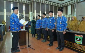 Lantik Empat Pejabat Eselon III, Sekda Arry: Jabatan Ditentukan Berdasarkan Kinerja