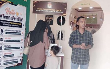 Perkuat Transparasi Publik, KPU Pessel Buka Pojok Transpransi Publik