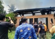 Siang Bolong Gudang Dinas Pertanian Pessel Dilalap Si Jago Merah