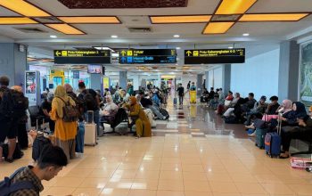 Erupsi Anak Gunung Krakatau, 21 Penerbangan di Bandara Minangkabau Dibatalkan