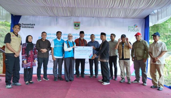 Puluhan Tahun Menanti, Pompanisasi Tenaga Surya Kini Alirkan Air ke 400 Hektare Sawah Tanjung Barulak