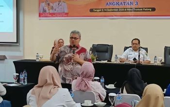 Ketua DPRD Sumbar Muhidi Tekankan Pentingnya Peran Perempuan dalam Penguatan Ekonomi Keluarga