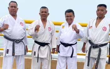 HUT ke-54 Lemkari, Karateka Senior Sumbar Terus Menggelorakan Semangat Kebersamaan