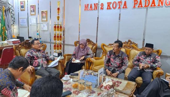 MAN 2 Padang Matangkan Persiapan Hadapi PKKM Empat Tahunan