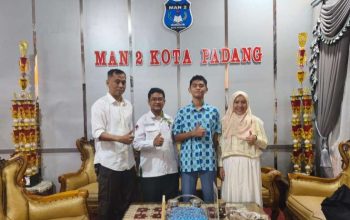 Rafi, Siswa MAN 2 Padang Melaju ke OMI Tingkat Provinsi Cabang Fisika