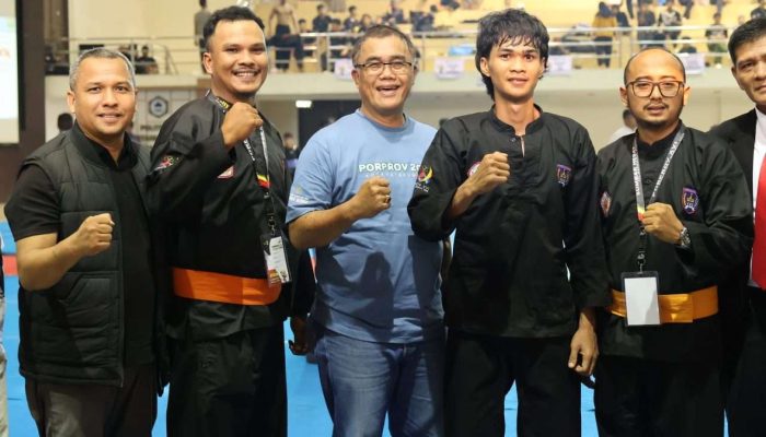 Sekda Rida Ananda Sukses Bakar Semangat Pesilat Payakumbuh yang Berlaga di Porprov XVI