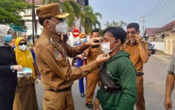 Kabut Asap Makin Pekat, Bupati Hendrajoni Himbau Warga Kurangi Aktivitas di Luar Ruangan
