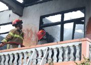 Wawako Payakumbuh Elzadaswarman dan Sekda Tinjau Korban Kebakaran di Pakan Selasa